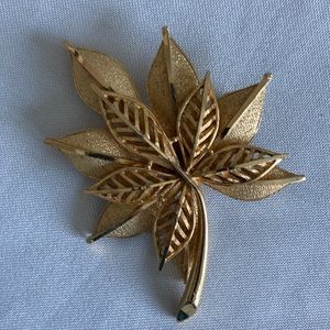 Coro Double Leaf Pin